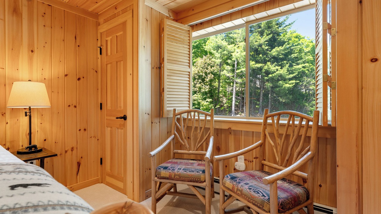 Photo of Bedroom in Warren