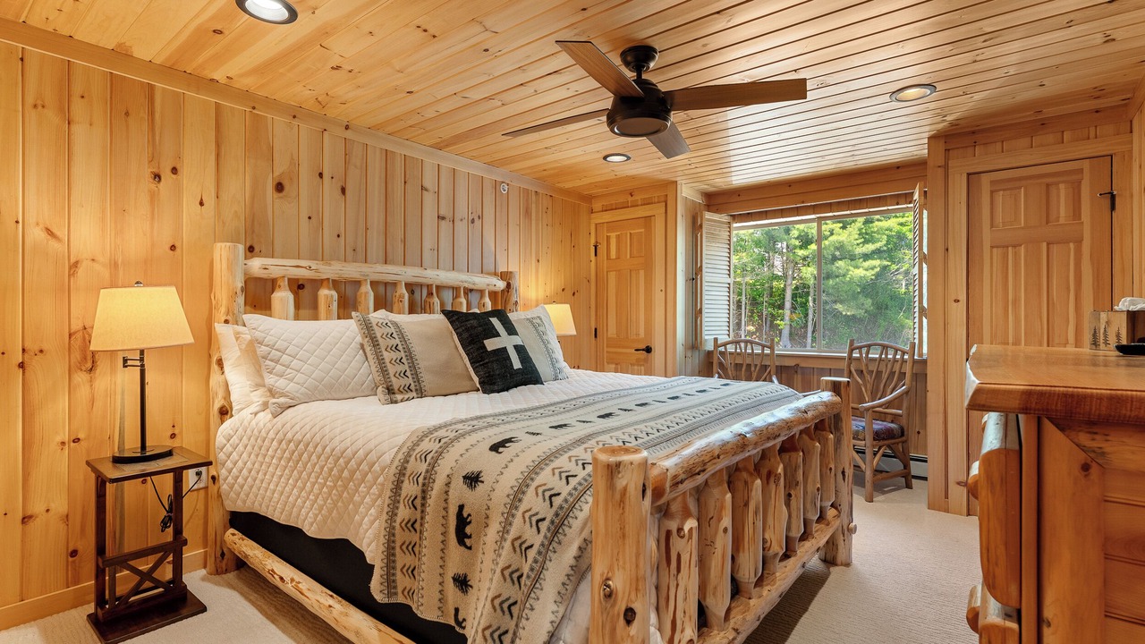 Photo of Bedroom in Warren