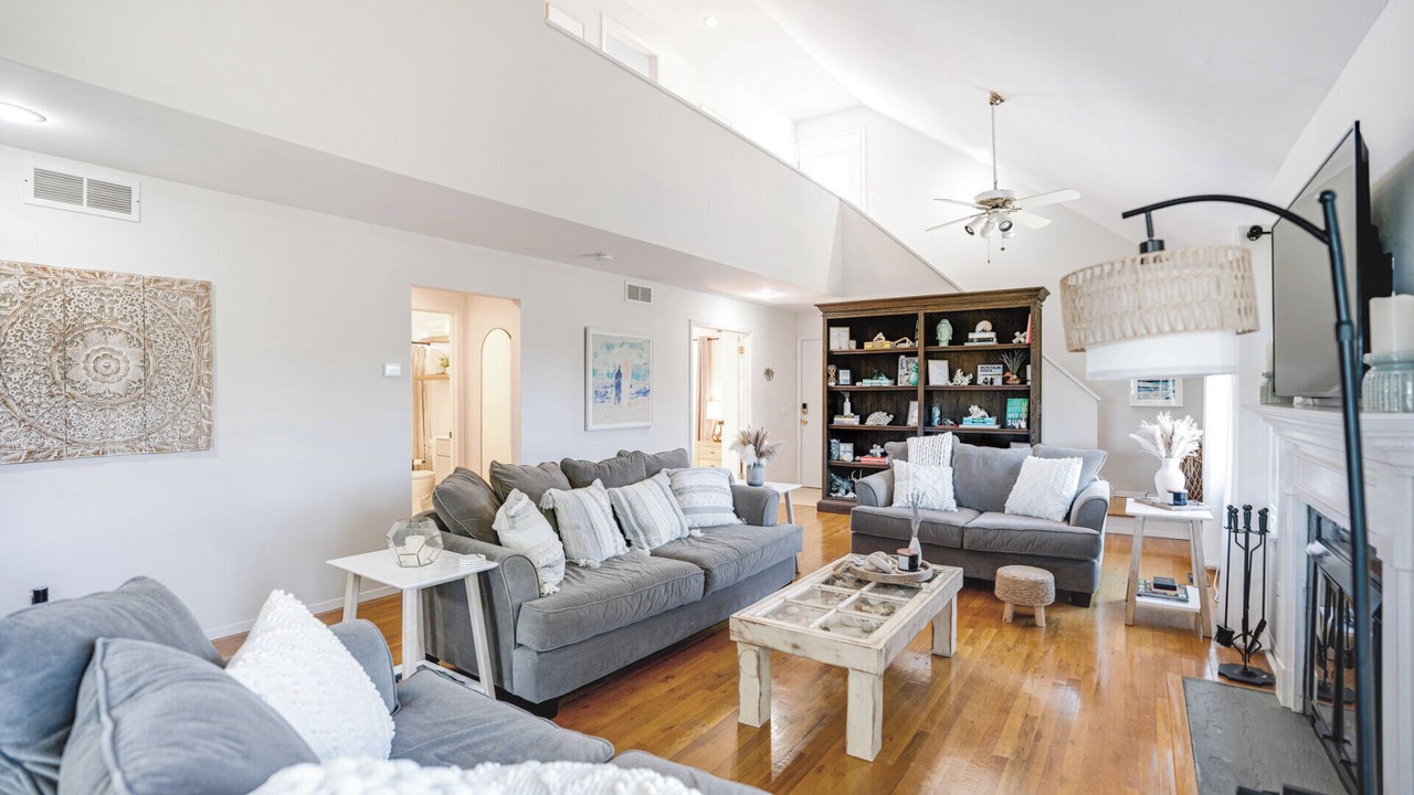 Photo of Livingroom in Montauk