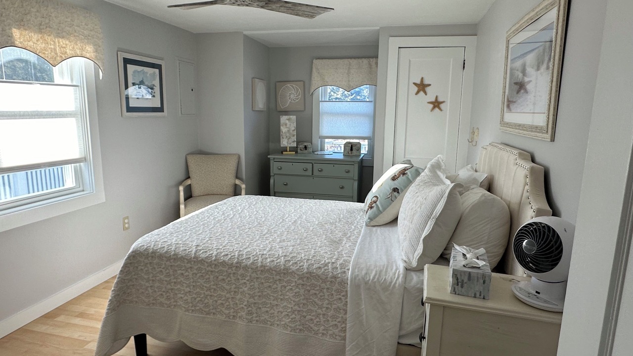 Photo of Bedroom in Humarock