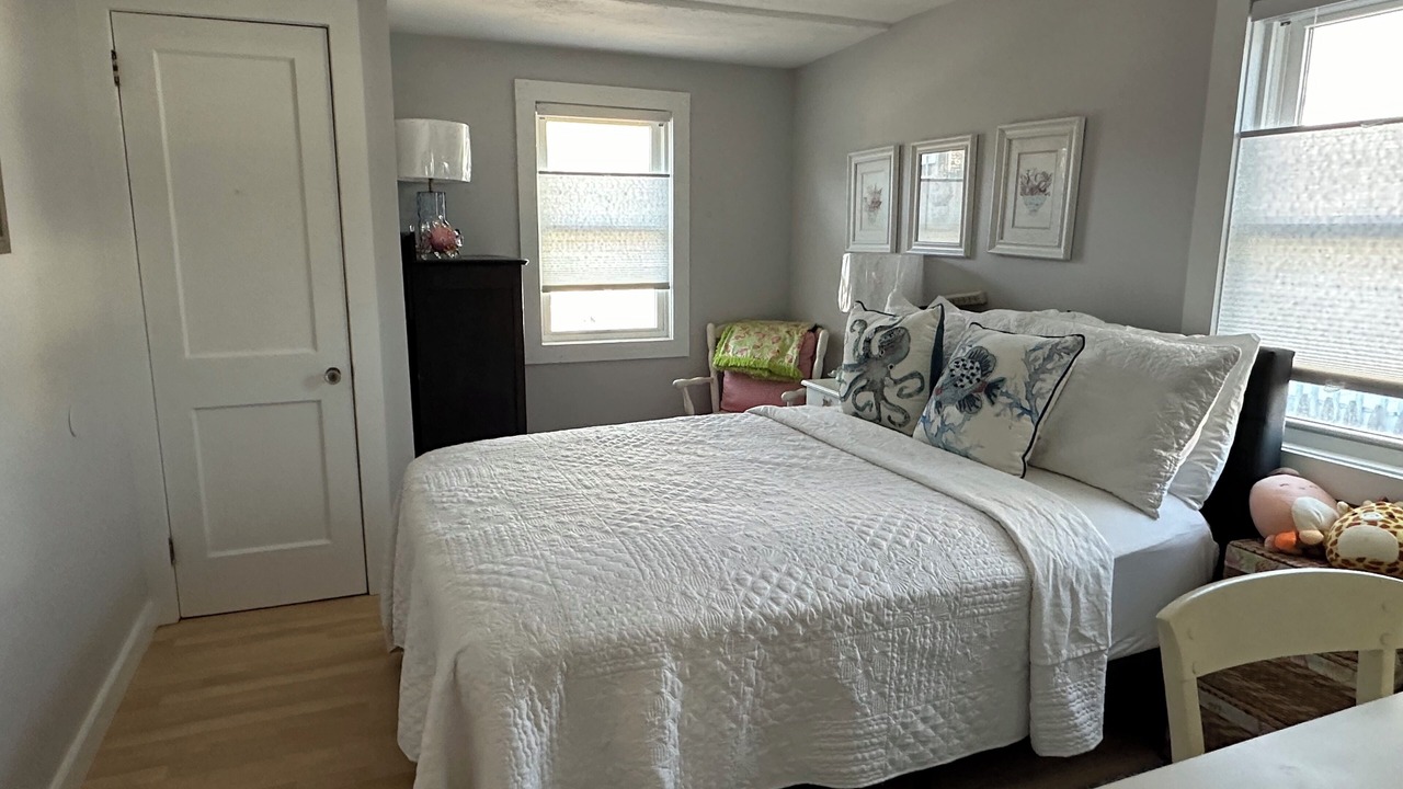 Photo of Bedroom in Humarock