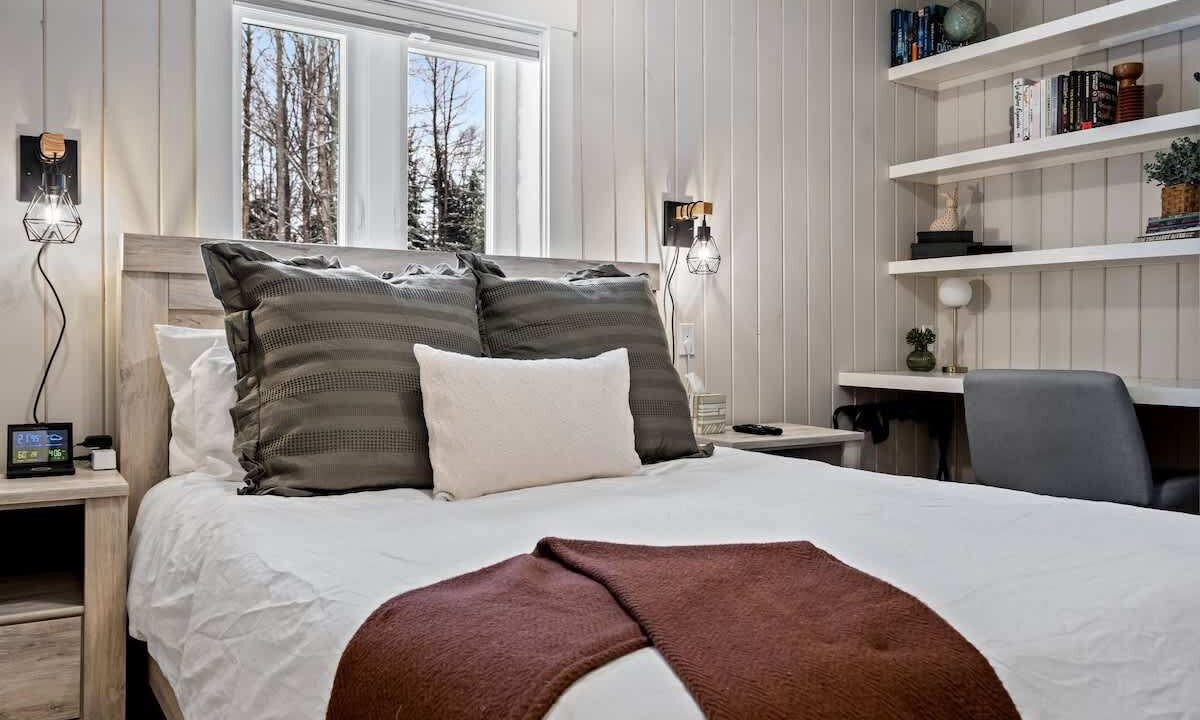 Photo of Bedroom in Rangeley