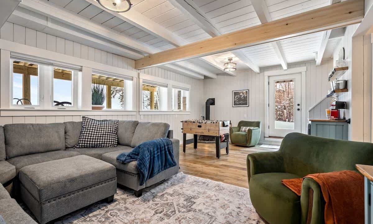 Photo of Livingroom in Rangeley