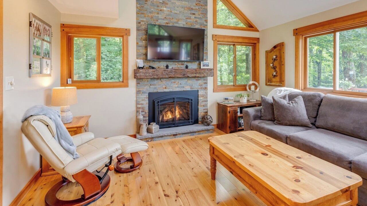 Photo of Livingroom in Campton