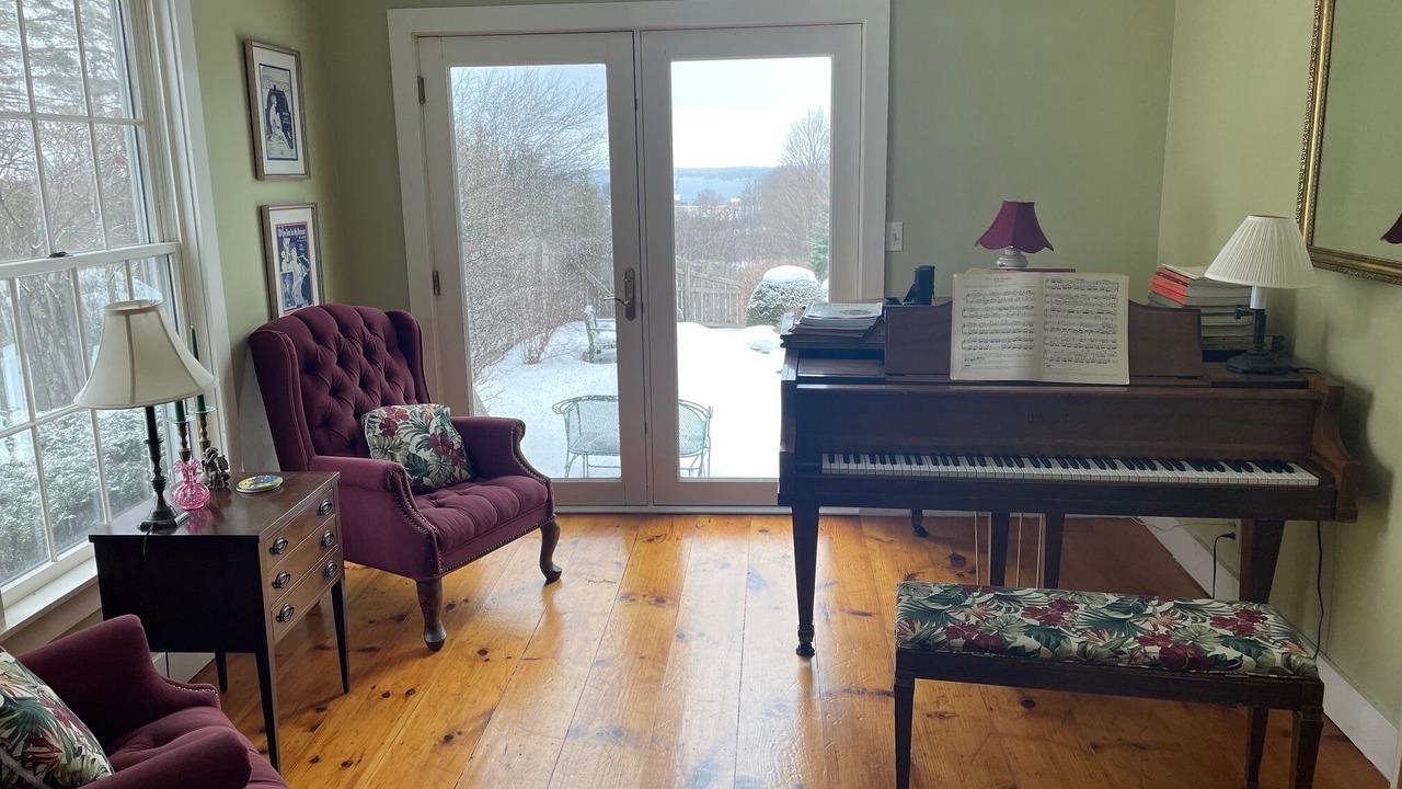 Photo of Bedroom in Skaneateles