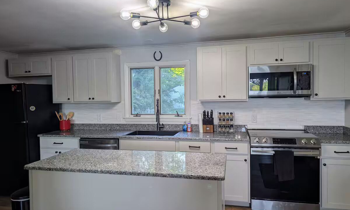 Photo of Kitchen in Raymond