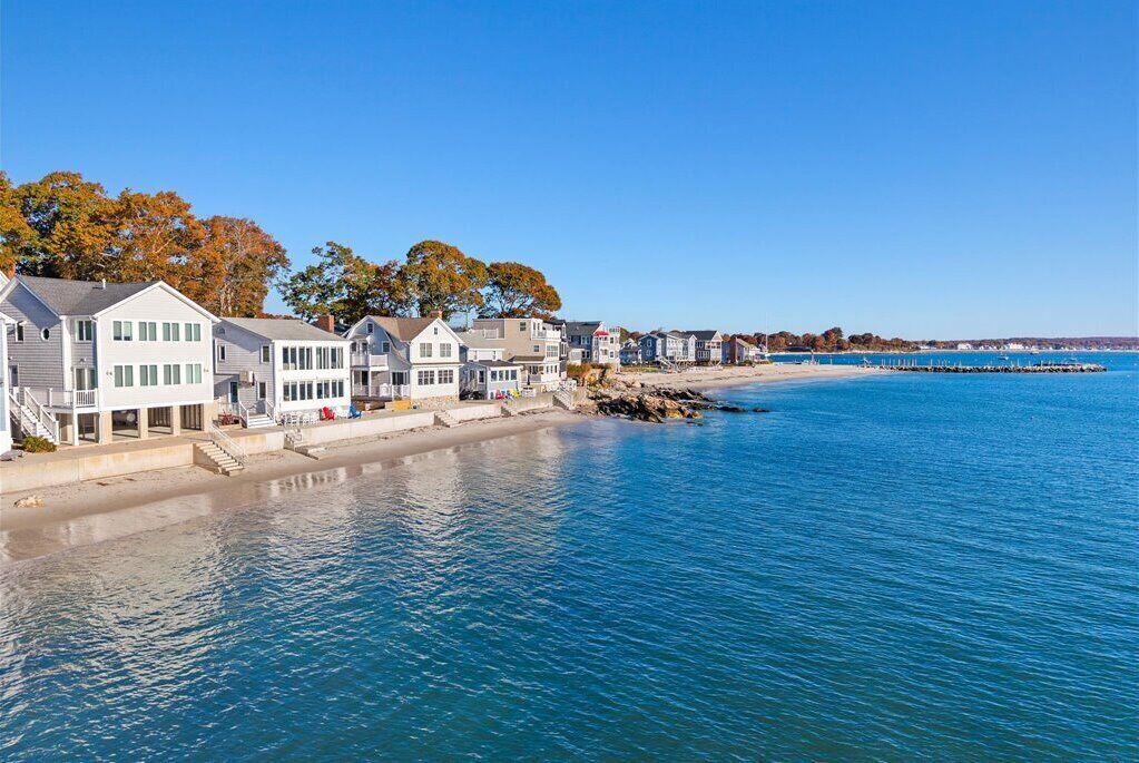 Photo of Others in Niantic