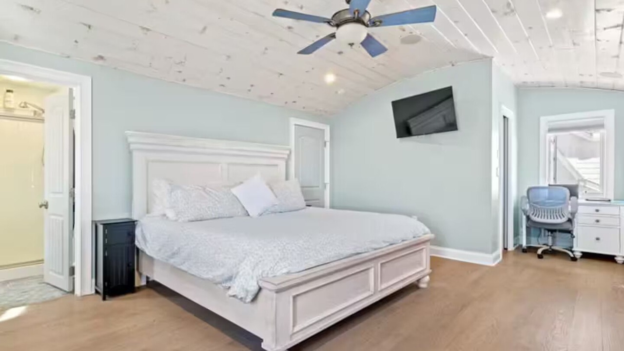 Photo of Bedroom in Niantic