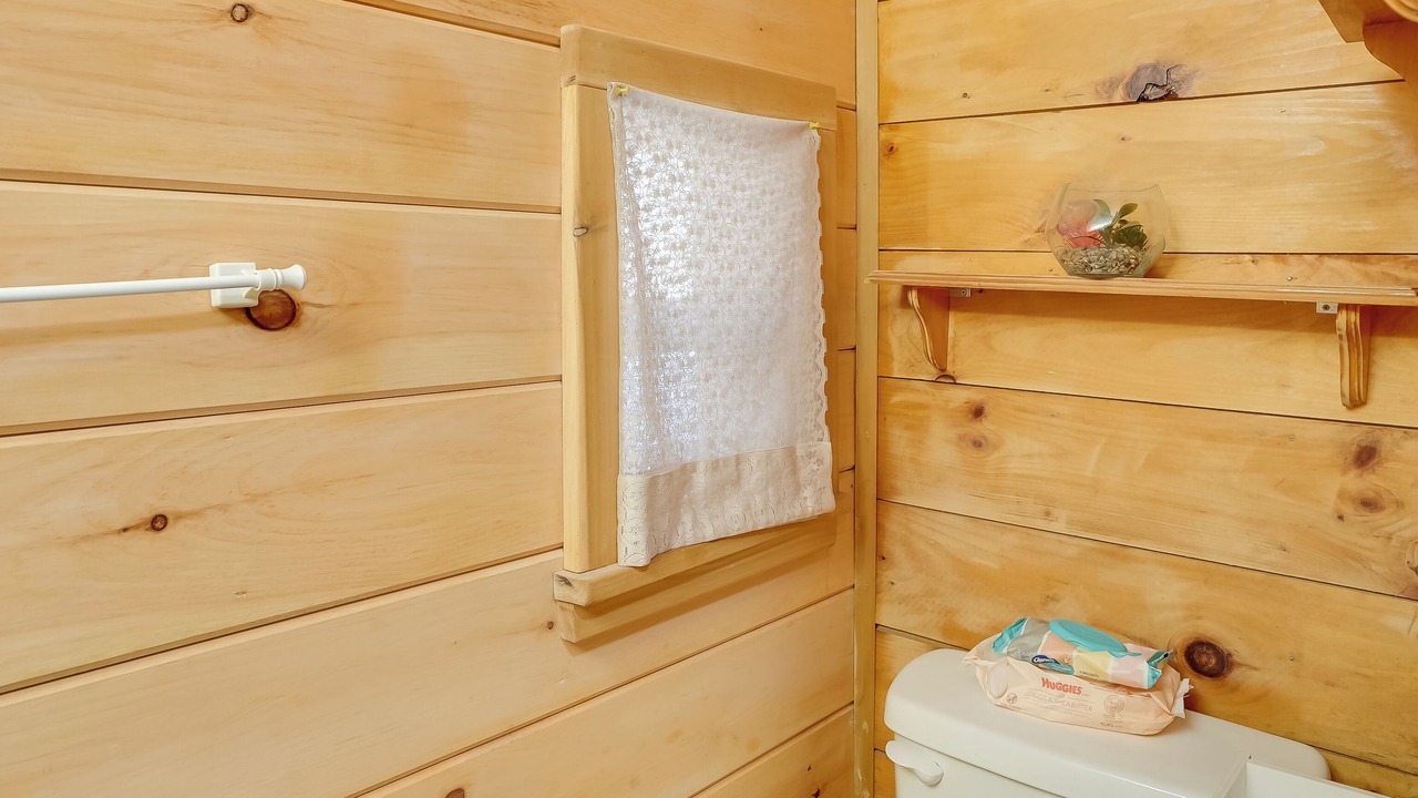 Photo of Bathroom in Graniteville
