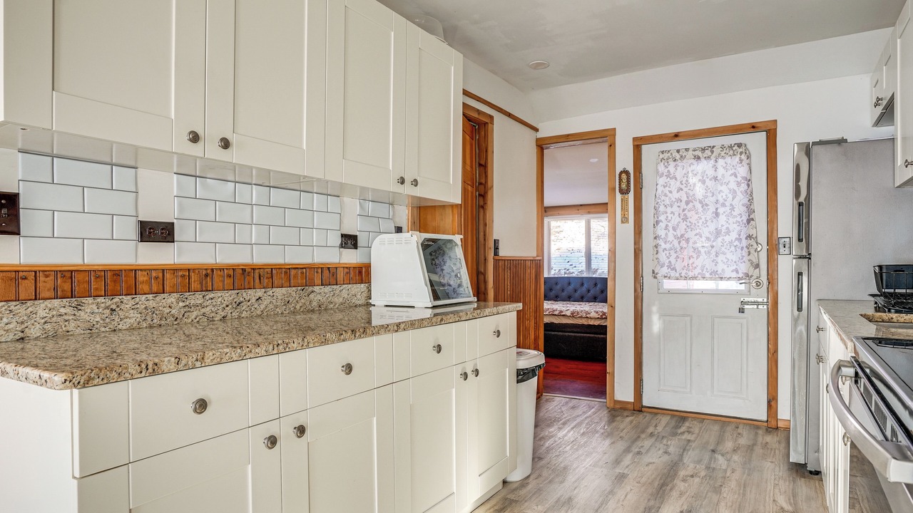 Photo of Kitchen in Graniteville