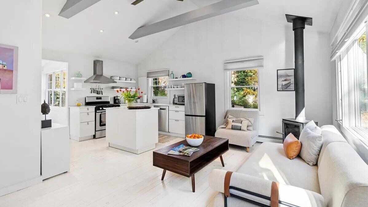 Photo of Livingroom in Noyack