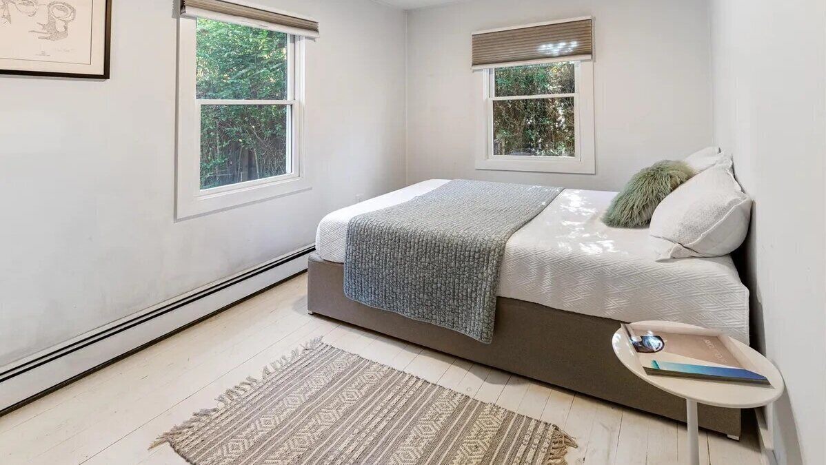 Photo of Bedroom in Noyack