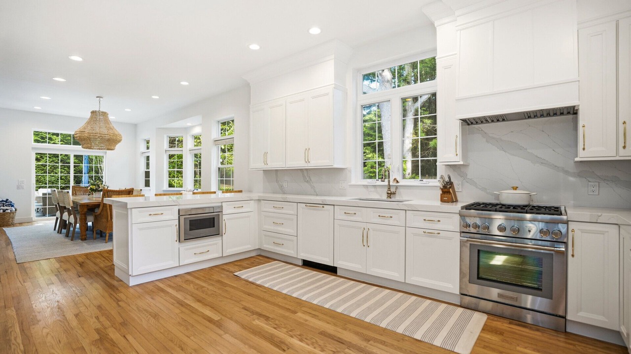 Photo of Kitchen in Northwest Harbor