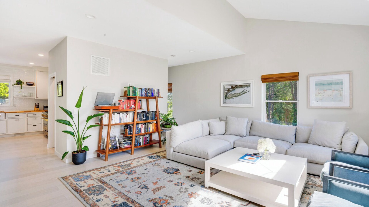 Photo of Livingroom in Shinnecock Hills
