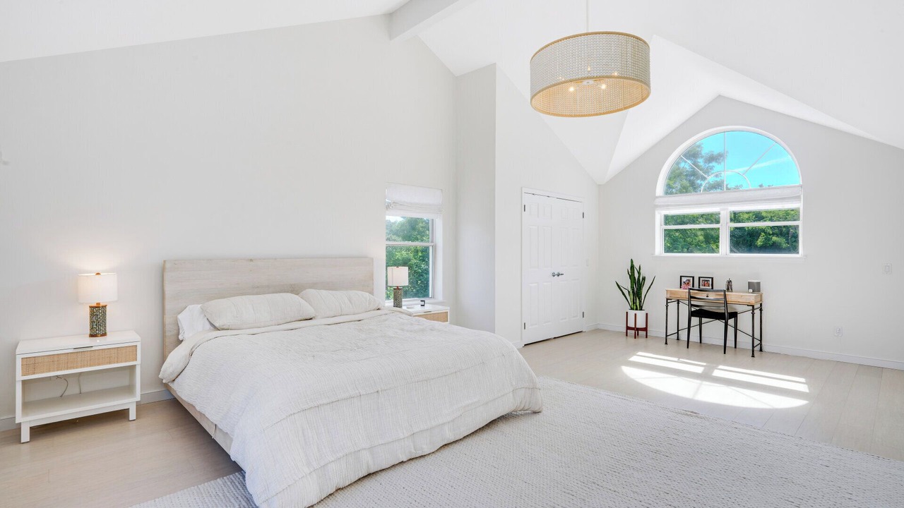 Photo of Bedroom in Shinnecock Hills