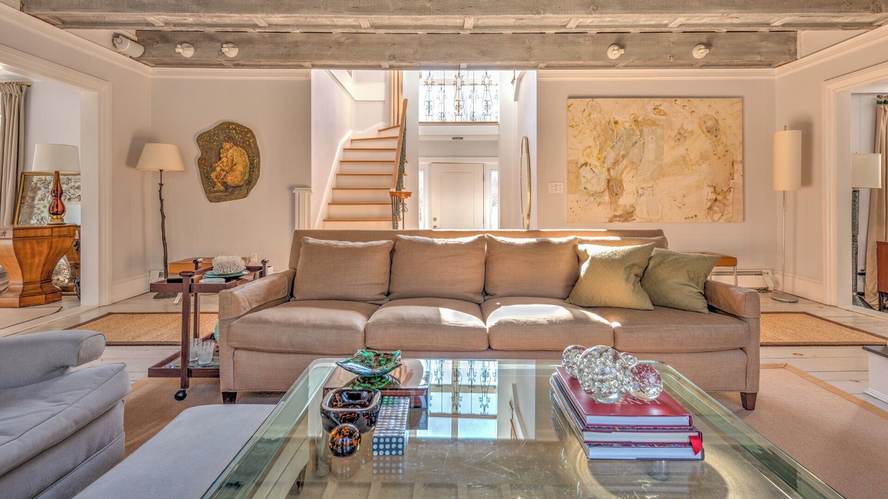 Photo of Livingroom in Bridgehampton