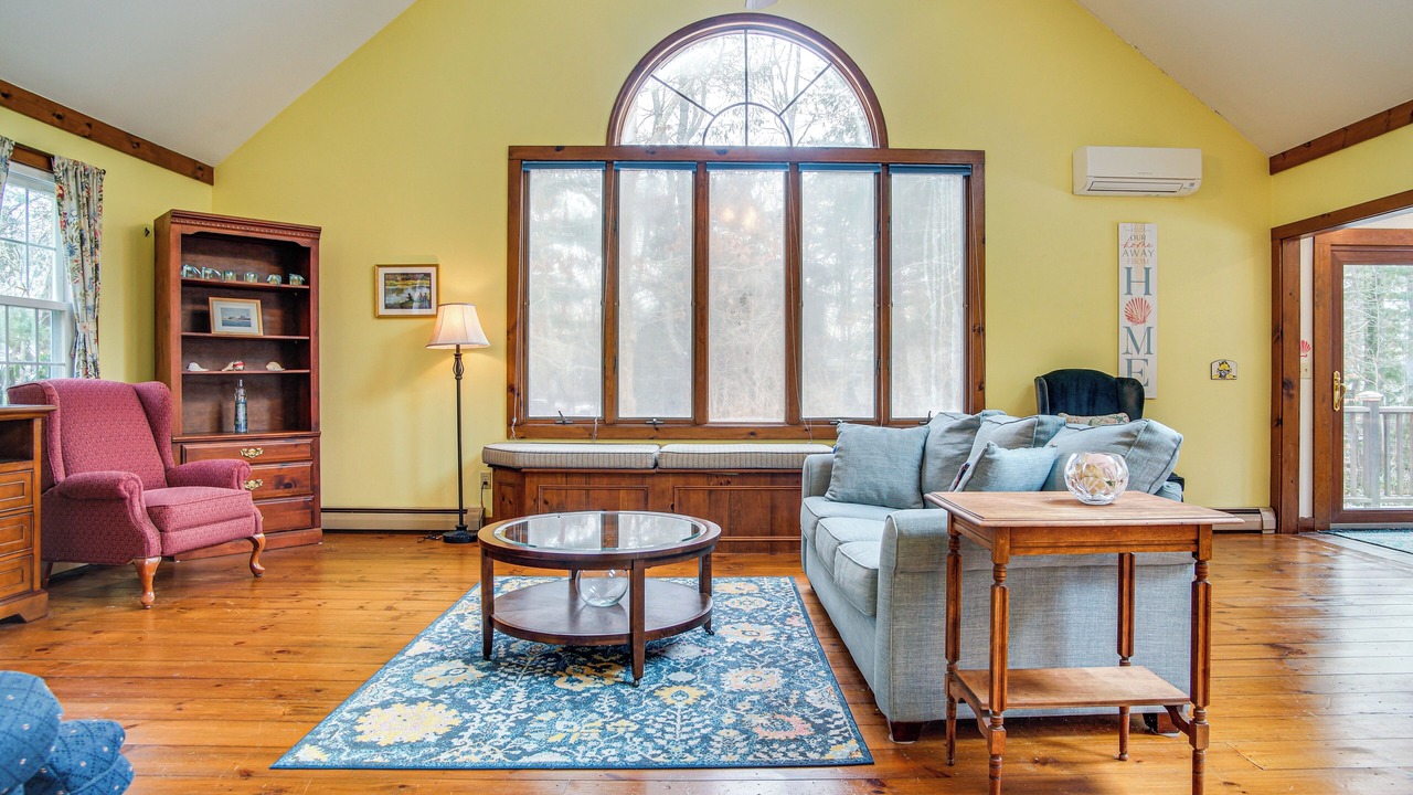 Photo of Bedroom in Cotuit