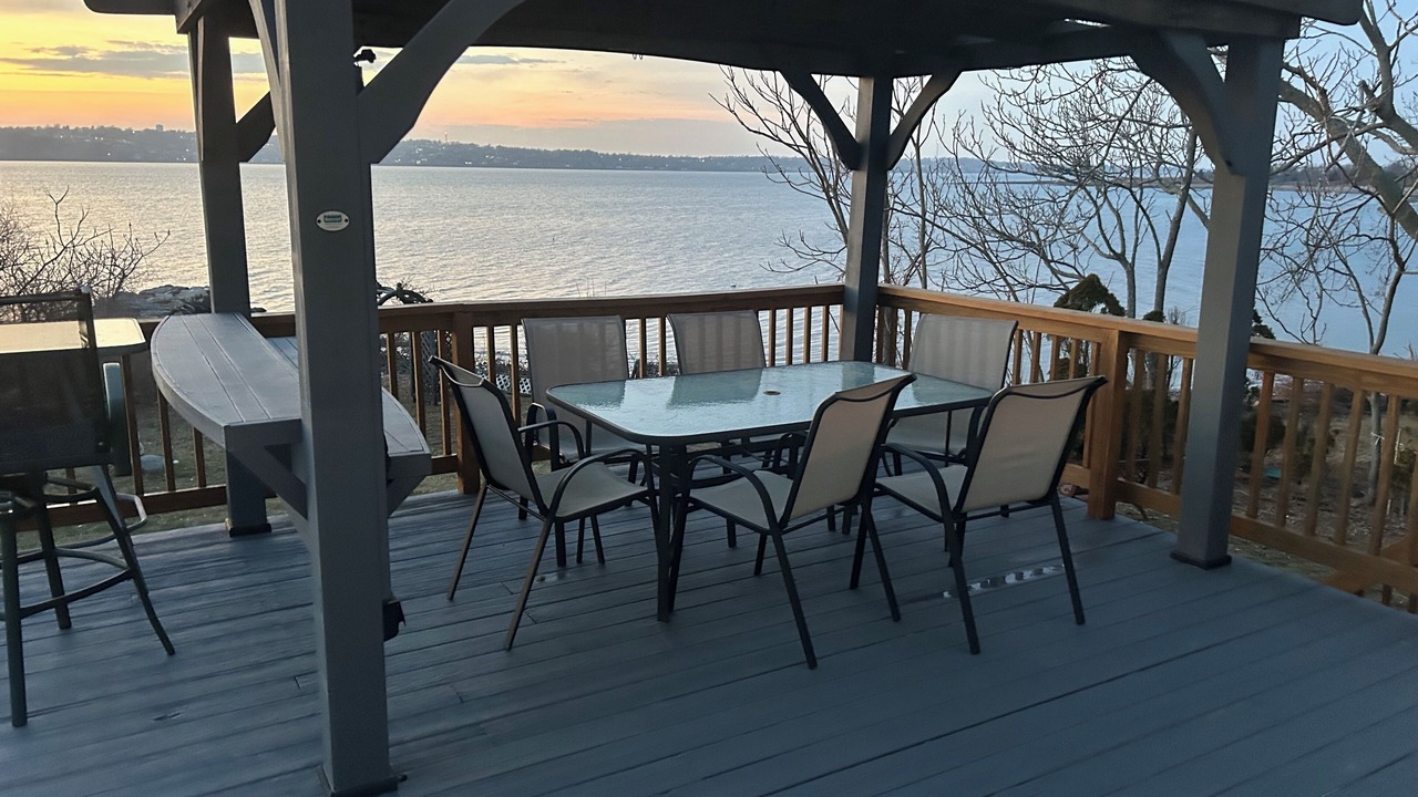 Photo of Outdoor in Tiverton