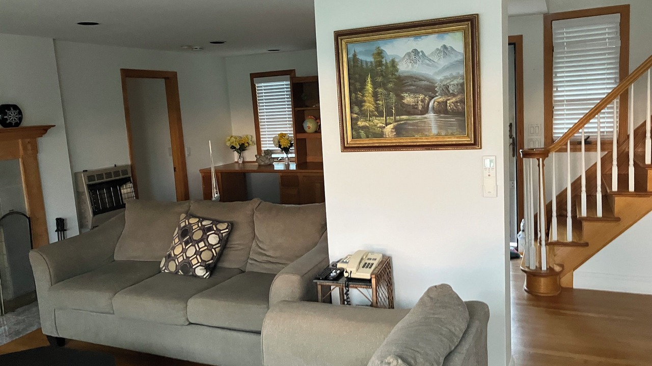 Photo of Livingroom in Tiverton