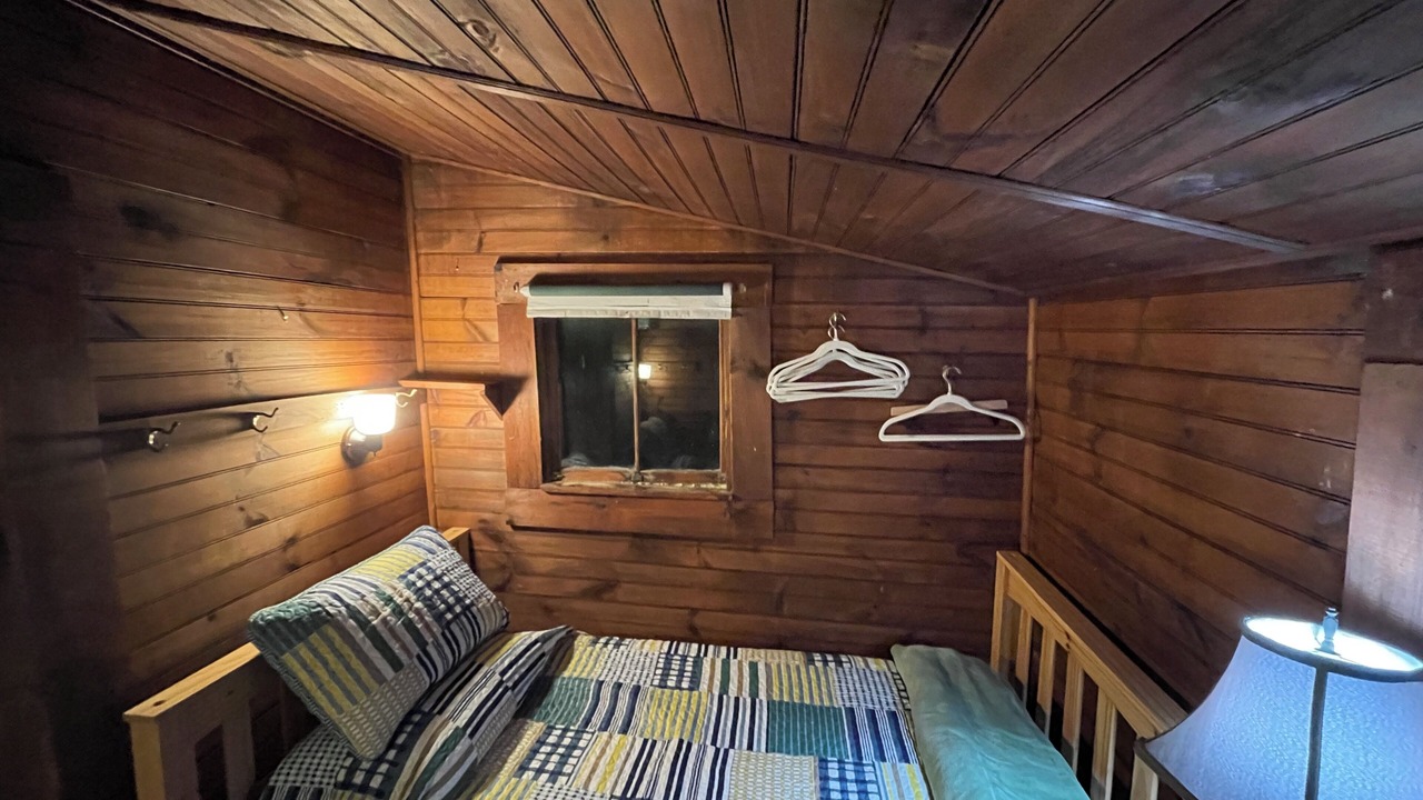 Photo of Bedroom in Sunapee