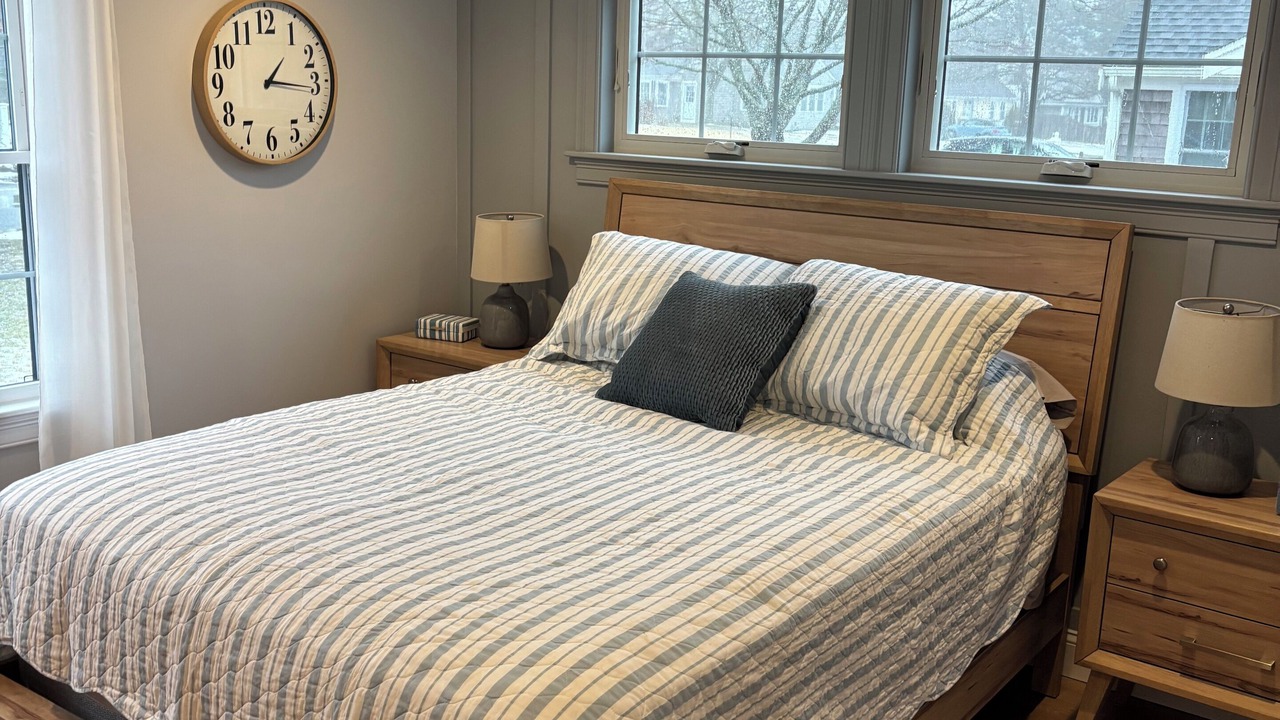 Photo of Bedroom in West Yarmouth
