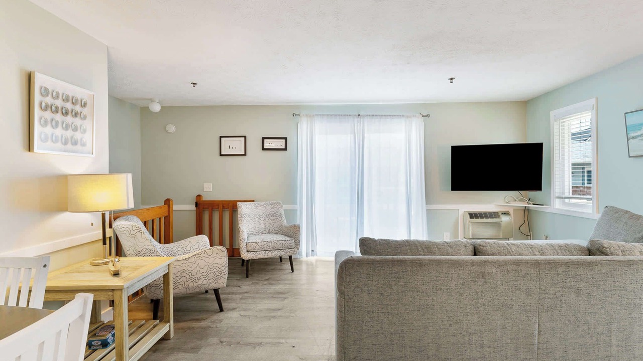 Photo of Livingroom in Wells Beach