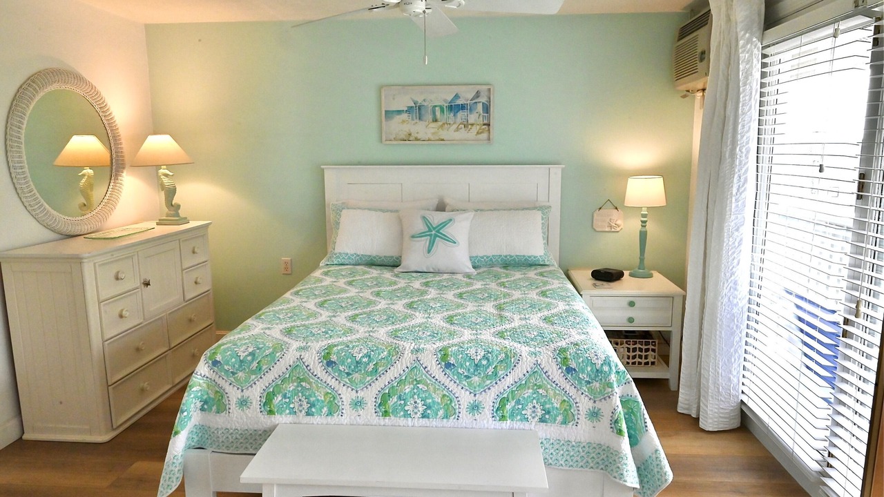 Photo of Bedroom in Wells Beach