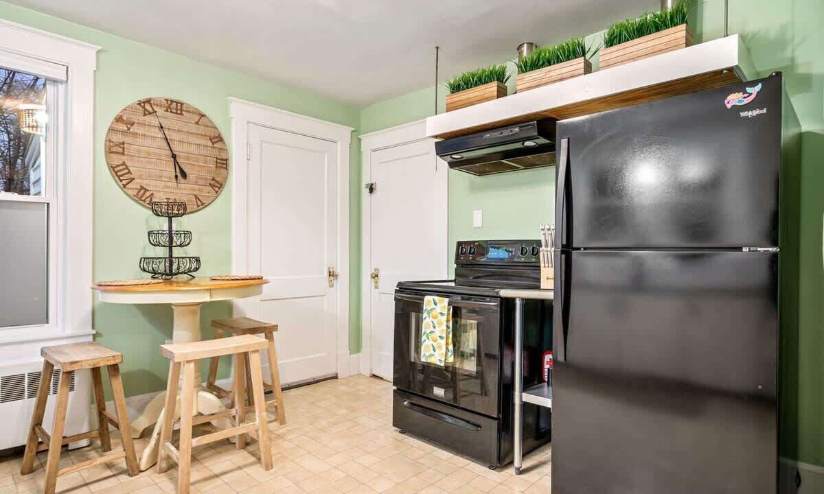 Photo of Kitchen in Old Orchard Beach