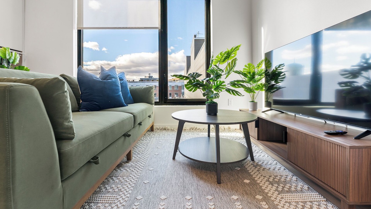 Photo of Livingroom in D Street - West Broadway