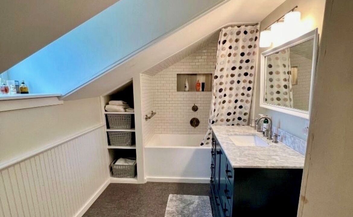 Photo of Bathroom in West Tisbury