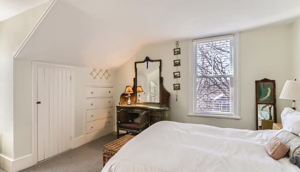 Photo of Bedroom in West Tisbury