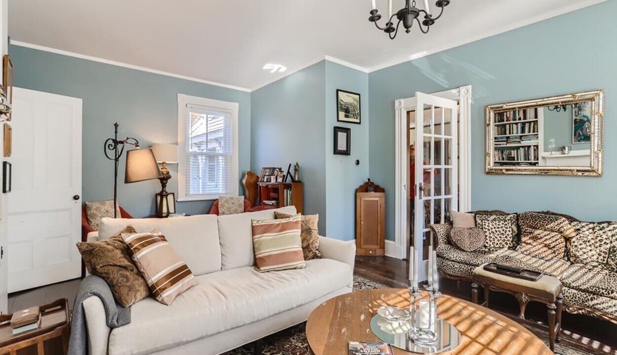 Photo of Livingroom in West Tisbury
