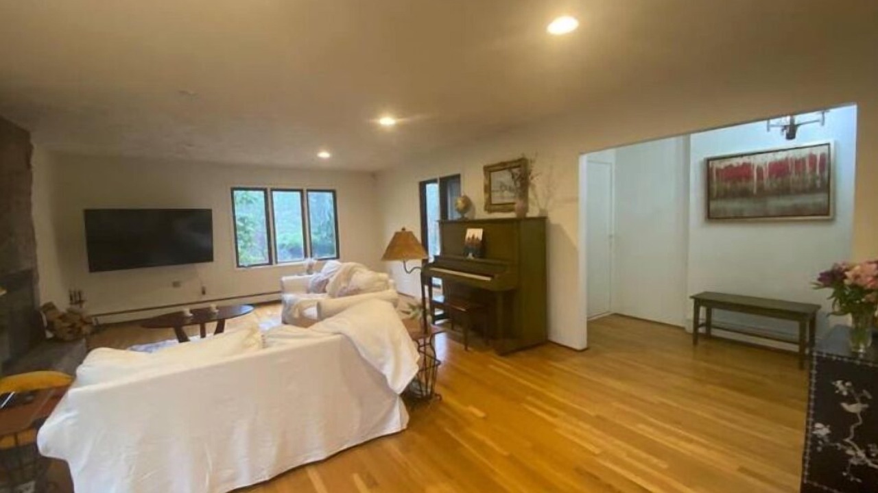 Photo of Bedroom in Dartmouth