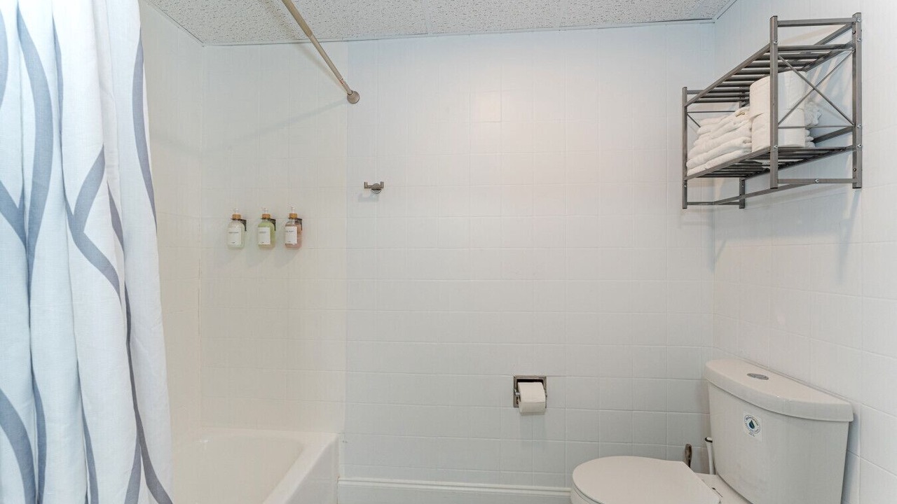 Photo of Bathroom in Old Orchard Beach