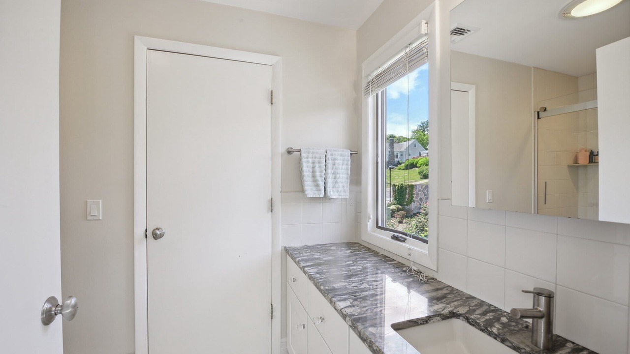 Photo of Bathroom in Bonnet Shores