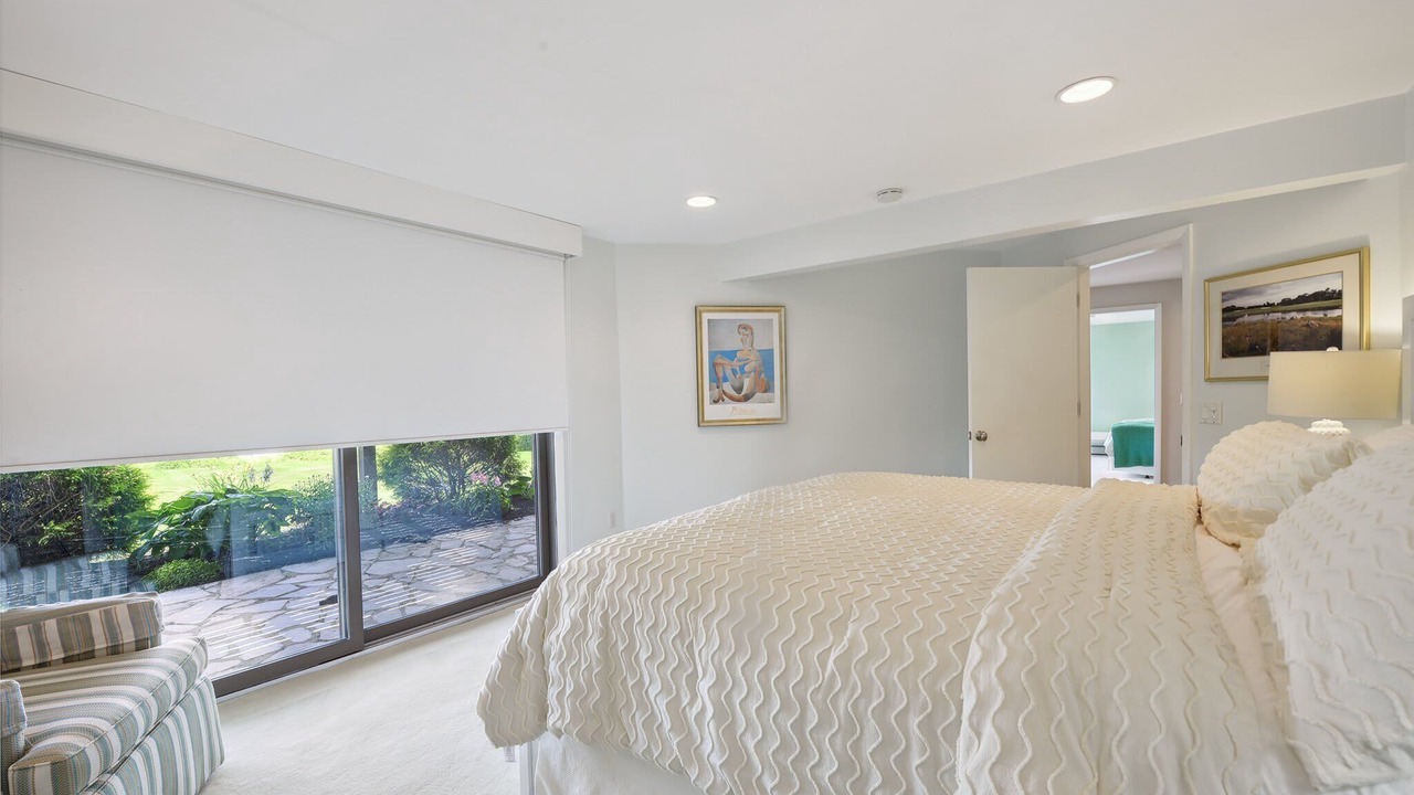 Photo of Bedroom in Bonnet Shores