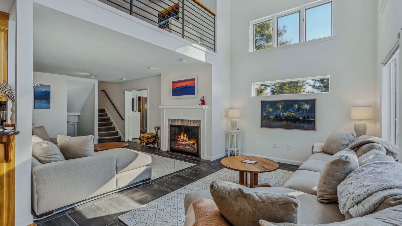 Photo of Livingroom in West Hartford