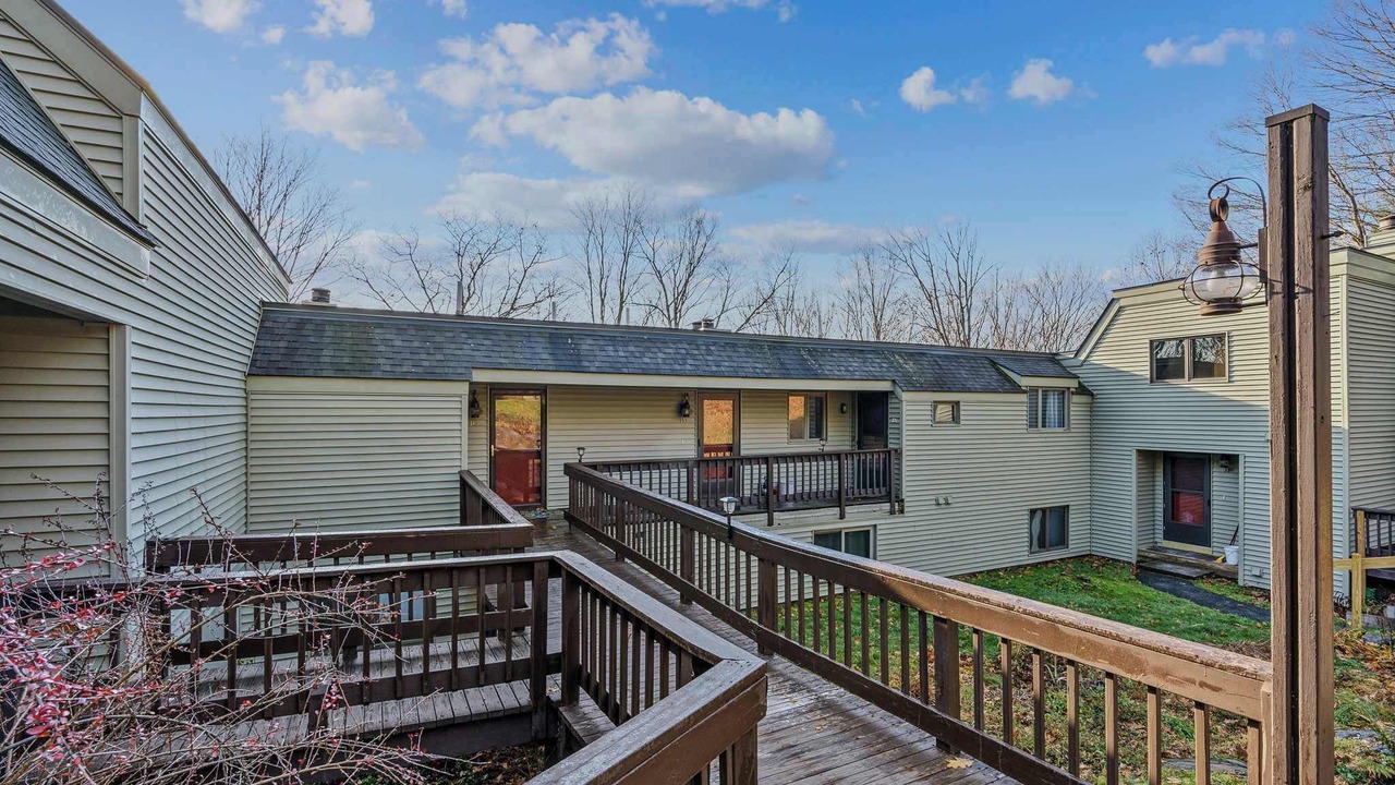 Photo of Patio Balcony in West Hartford