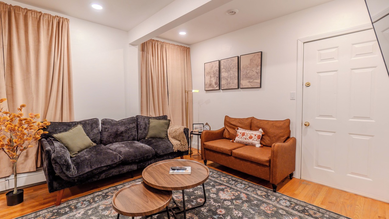 Photo of Livingroom in Winter Hill