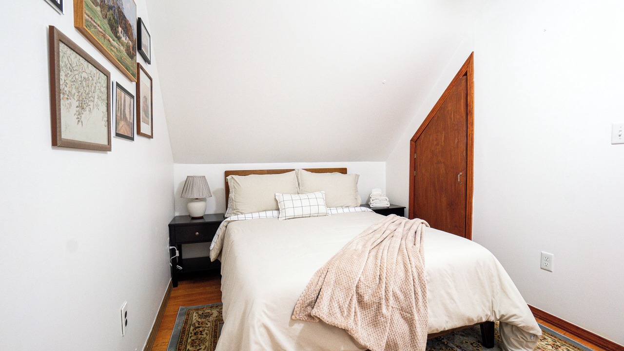 Photo of Bedroom in Winter Hill