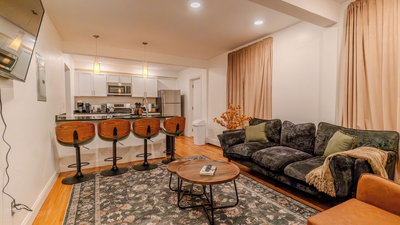 Photo of Livingroom in Winter Hill