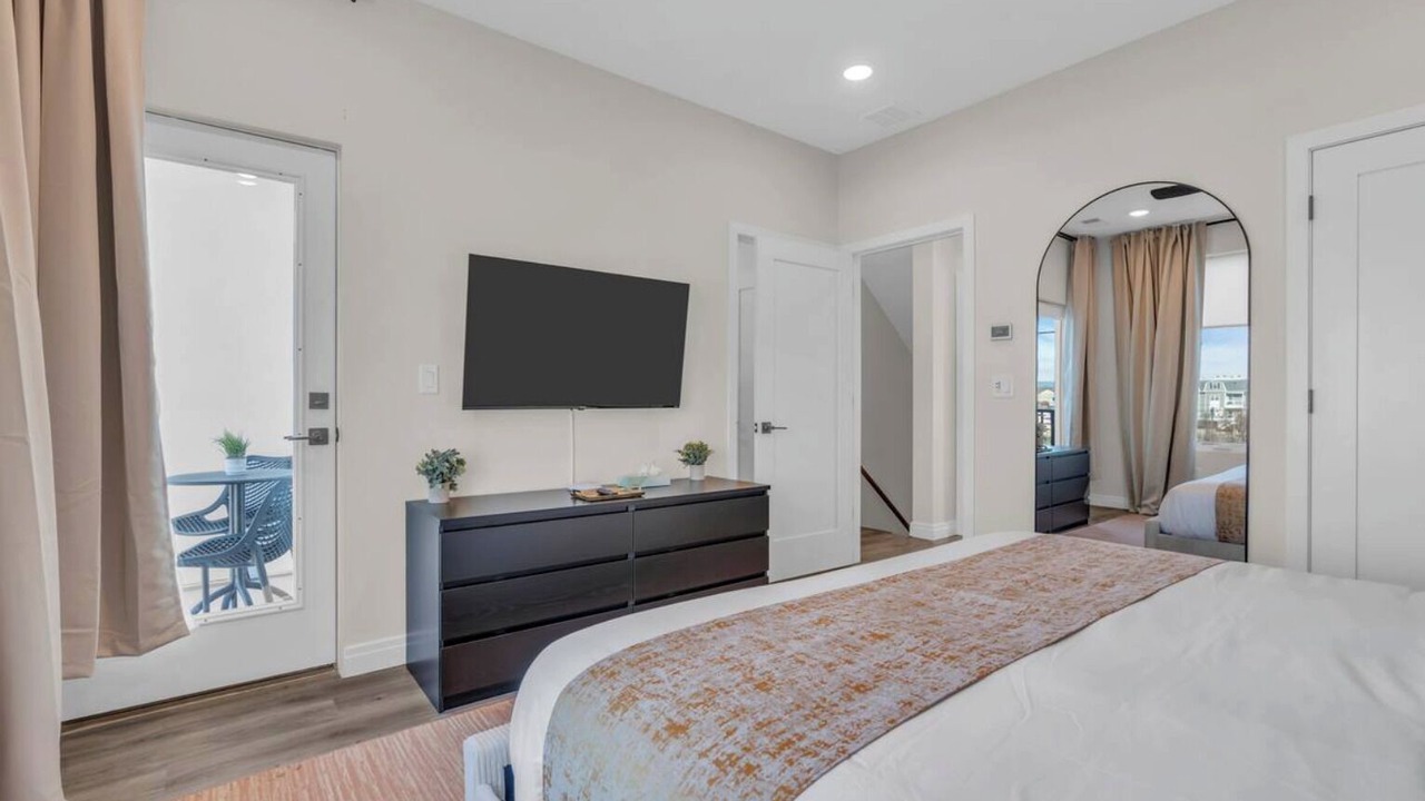 Photo of Bedroom in Seaside Heights