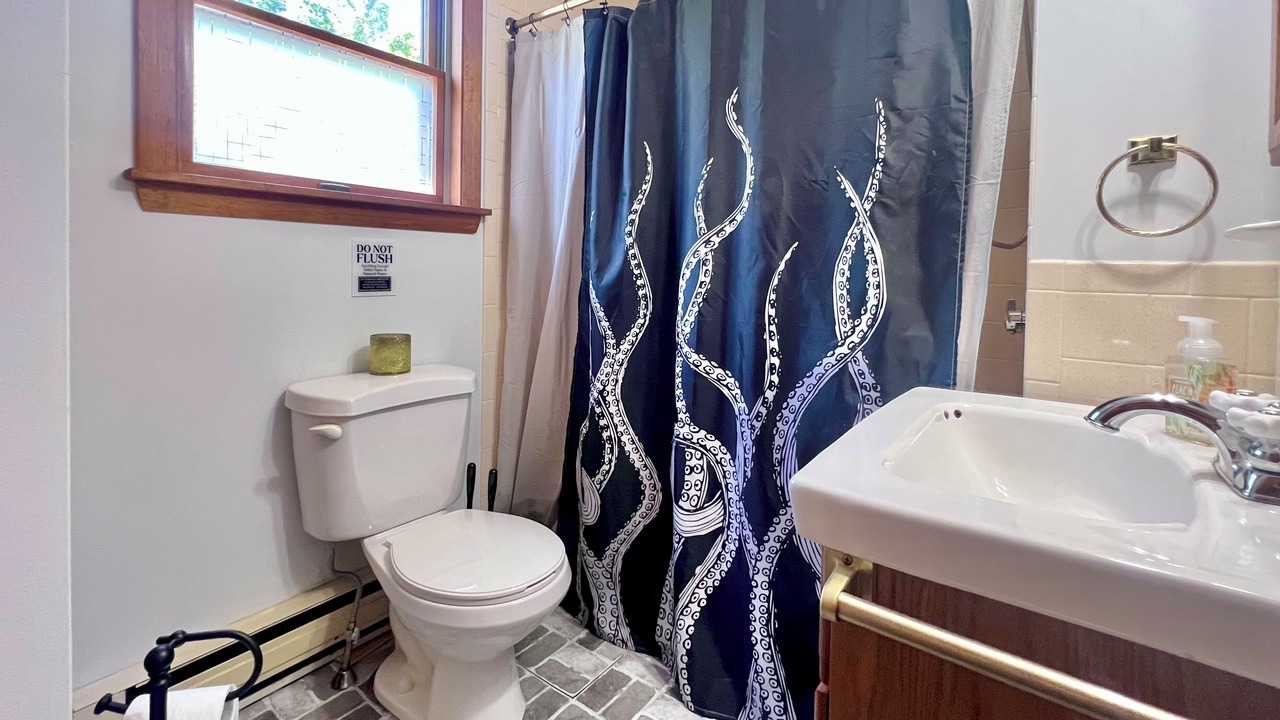 Photo of Bathroom in South Orleans