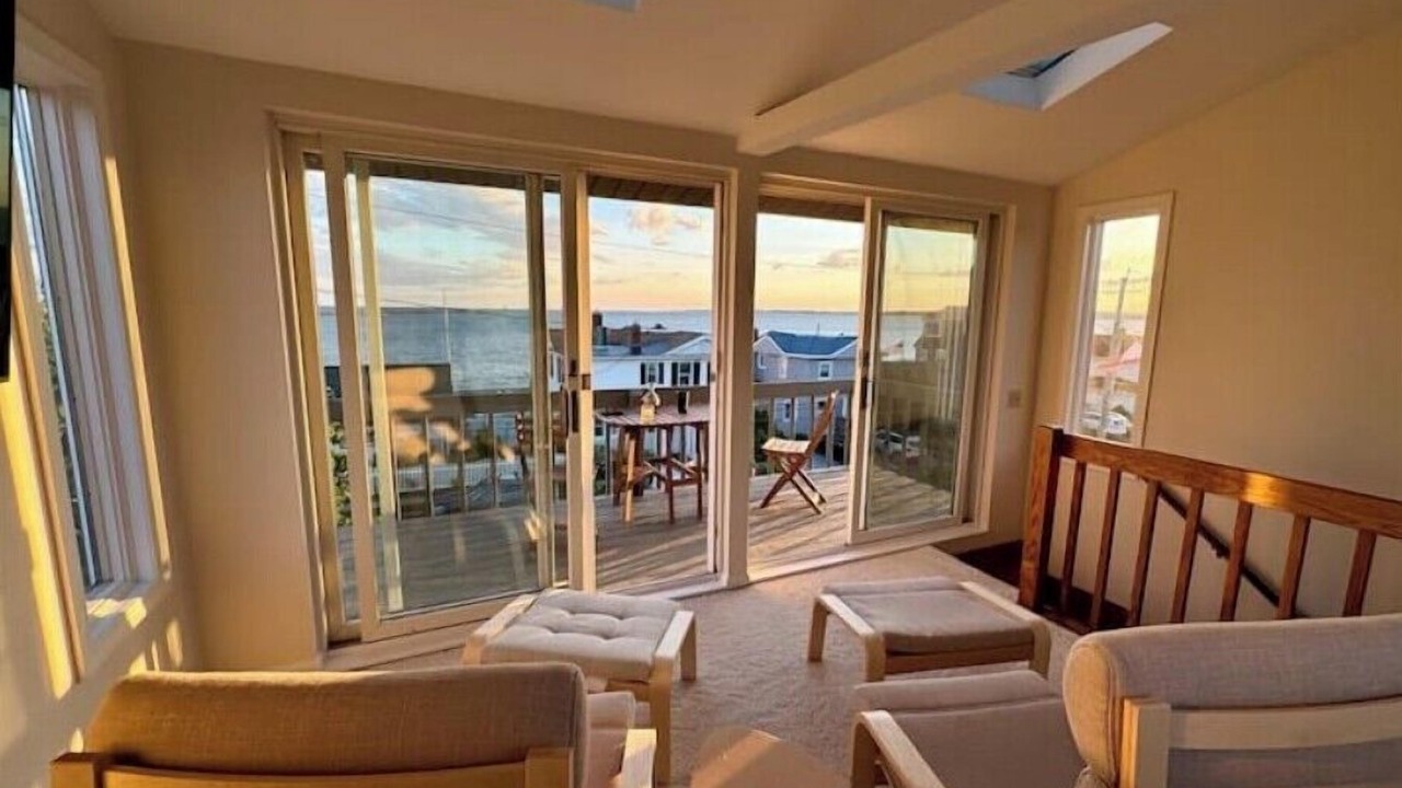 Photo of Livingroom in Morgan Point