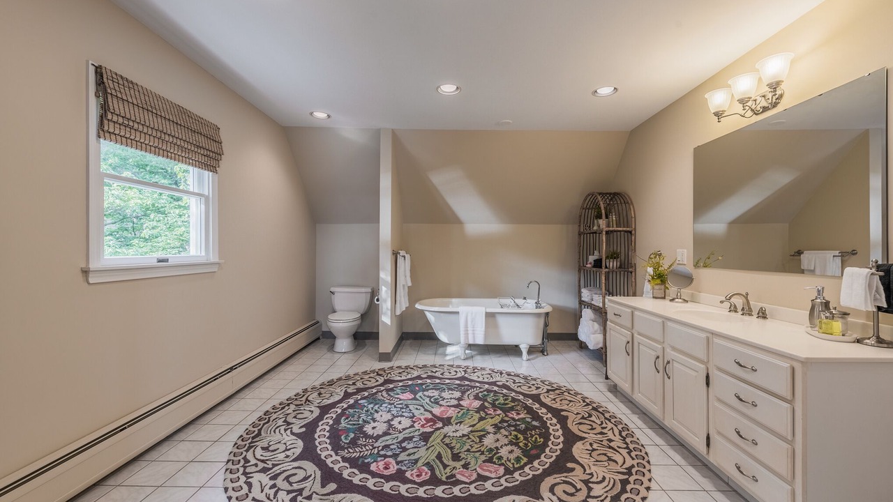 Photo of Bathroom in Lake Pocotopaug