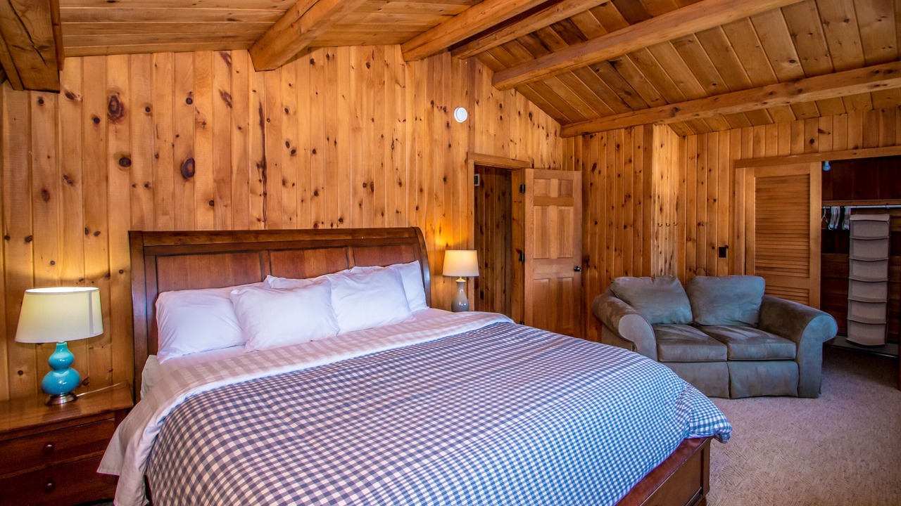 Photo of Bedroom in Jackson