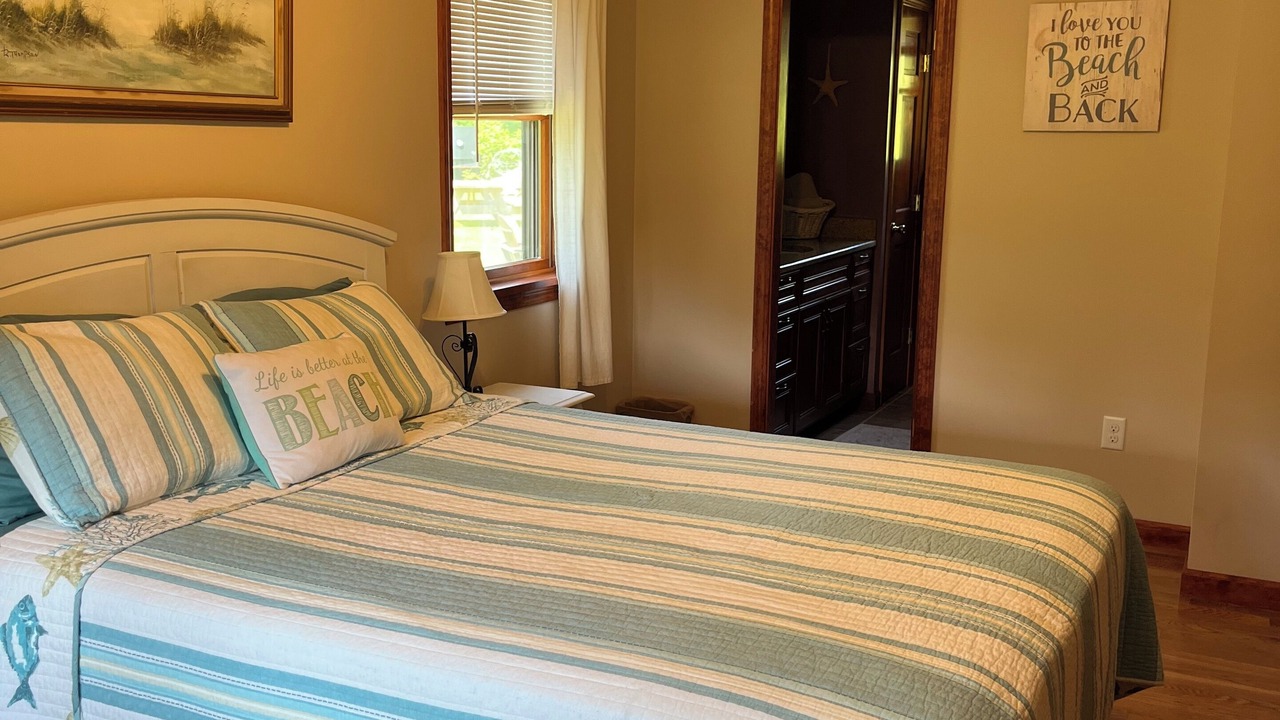 Photo of Bedroom in Aquinnah