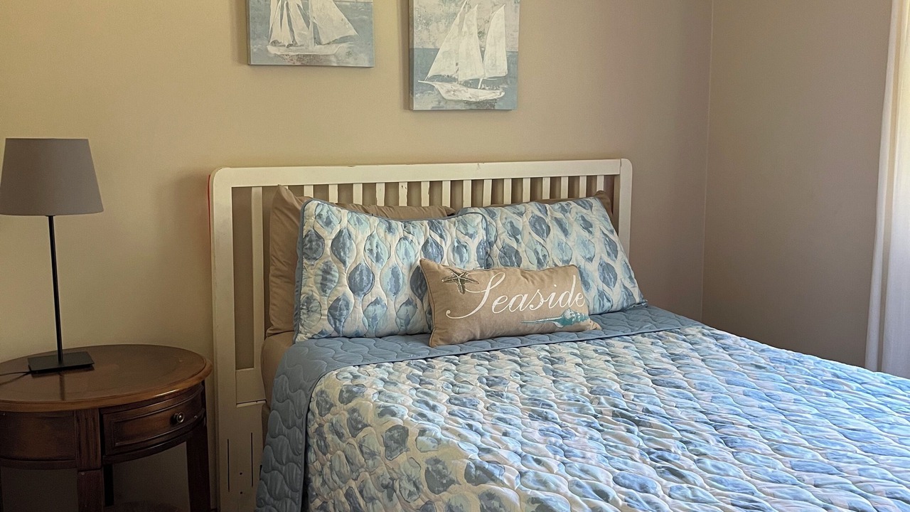 Photo of Bedroom in Aquinnah