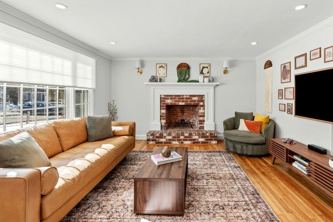 Photo of Livingroom in Hyannis