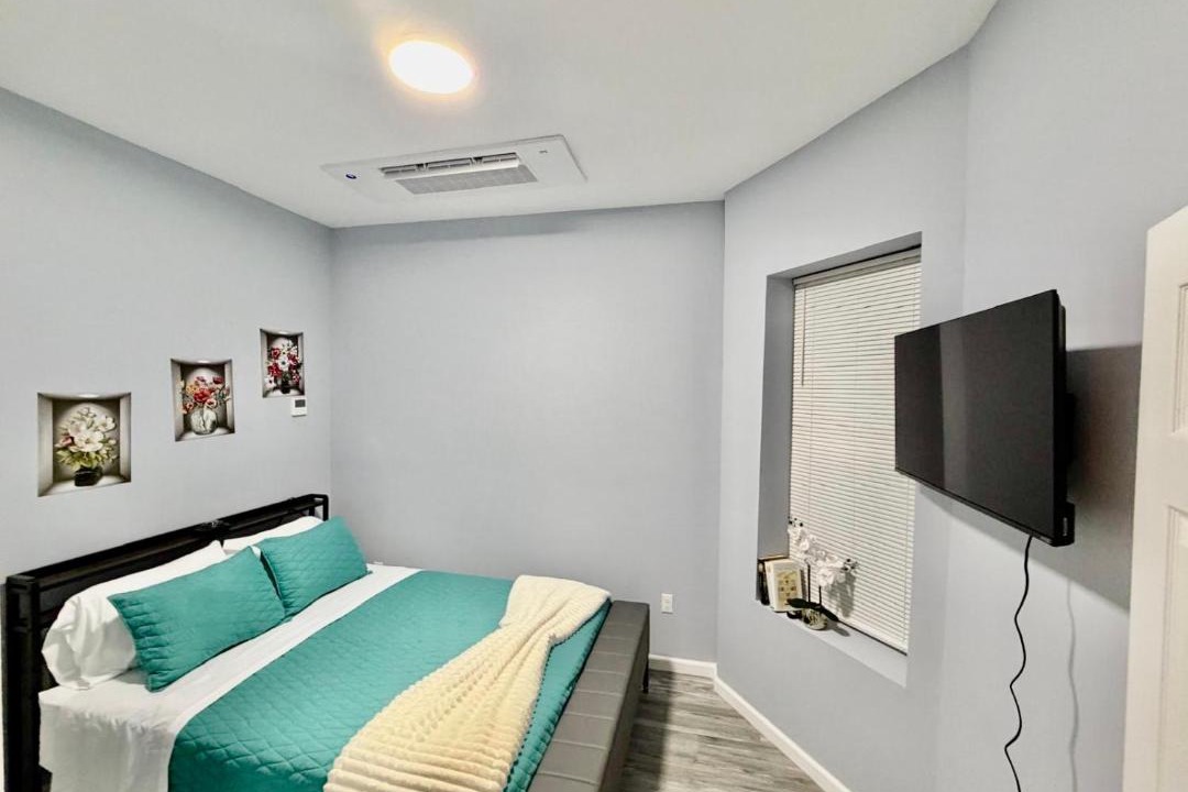Photo of Bedroom in Ampere